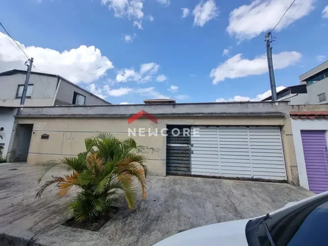 Imagem: Casa em Rua Vinte e Cinco - Tropical - Contagem/Mg
