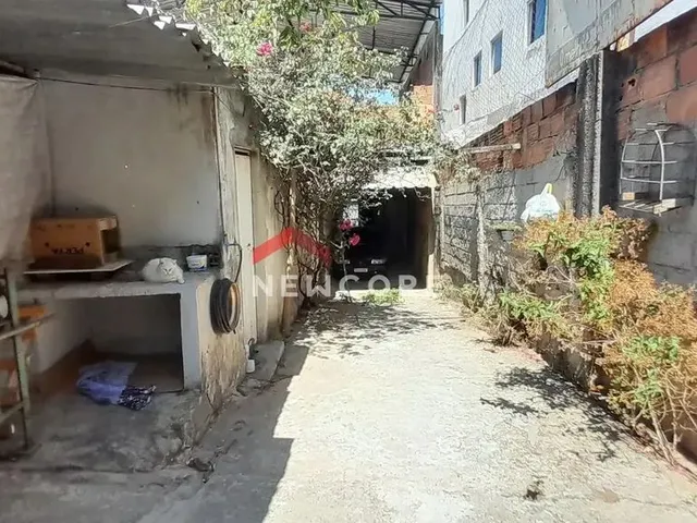 Imagem: Casa em Rua Jordania - Pedra Azul - Contagem/Mg