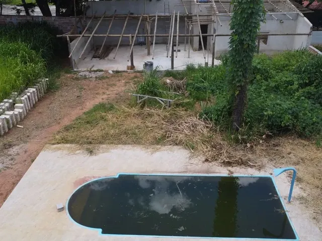 Imagem: Casa em Construção com Piscina!
