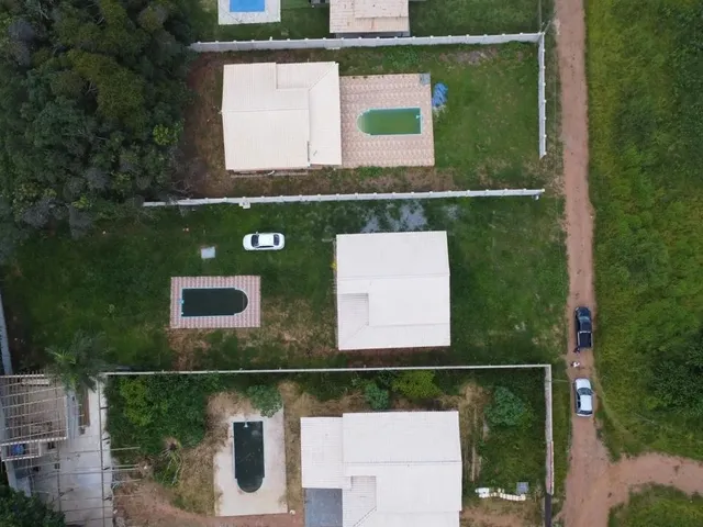 Imagem 3: Casa em Construção com Piscina!