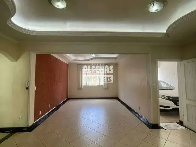 Imagem: Casa À Venda 5 Quartos no Bairro Novo Eldorado