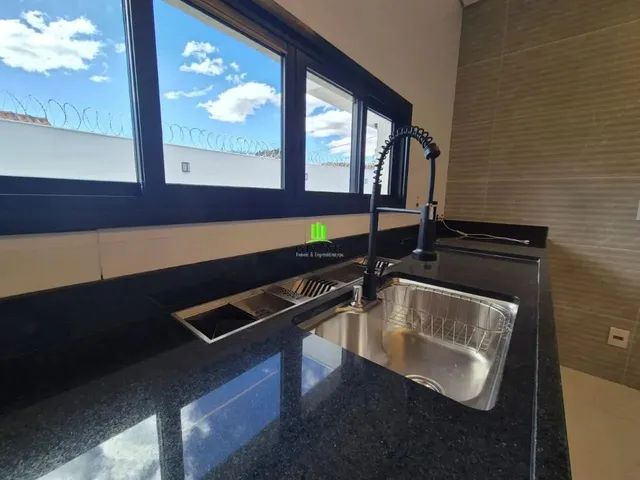 Imagem 2: Casa Moderna e Completa com 190M²