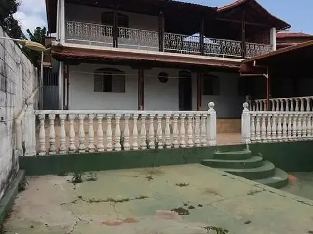 Imagem: Casa em Rua Jacarandá - Colonial - Contagem/Mg
