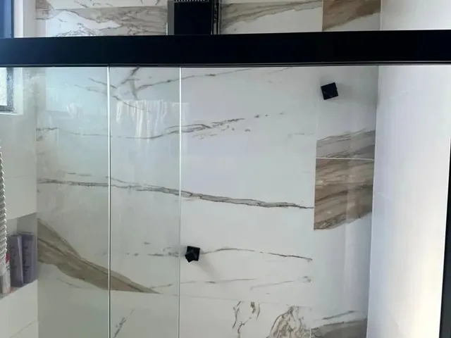 Imagem 12: Imóvel para Venda com 173 Metros Quadrados com 3 Quartos em Barra...