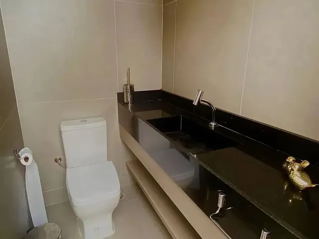 Imagem 9: Baixamos de 1.780.00 - Casa Nascente, 331M², 4 Suítes, Cond Ao Lado da Lagoa