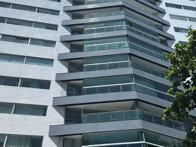 Imagem: O apartamento possui 4 Dormitórios, 3 Suítes, 3