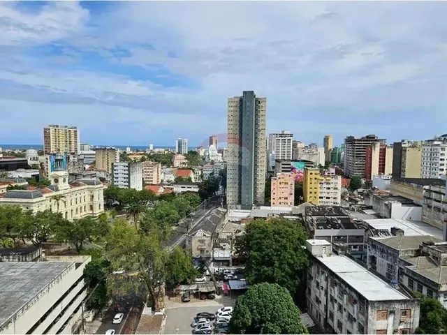 Imagem 2: Apartamento para Alugar com 2 Quartos + Dependência, Boa Vista, Recife/Pe