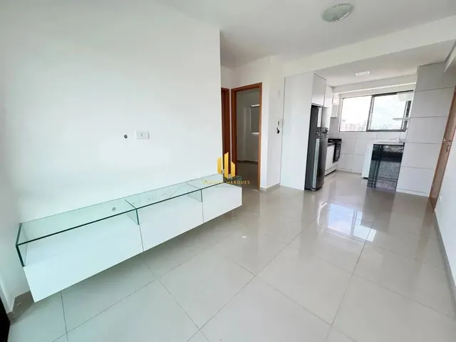 Imagem 2: Apartamento Semi-Mobiliado 2Quartos 1Suite Andar Alto Prédio com Lazer 2Vagas