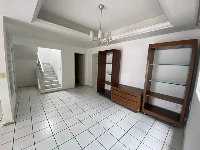 Imagem 5: Imóvel para Venda com 270 Metros Quadrados com 5 Quartos em Várzea - Recife - Pe
