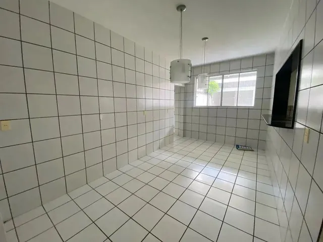 Imagem 14: Imóvel para Venda com 270 Metros Quadrados com 5 Quartos em Várzea - Recife - Pe