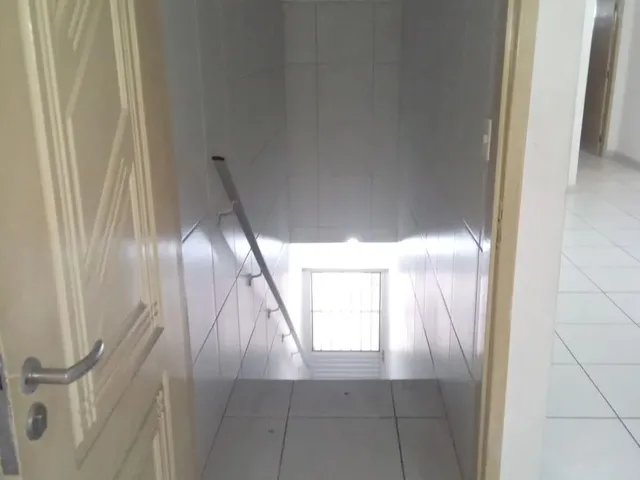 Imagem 3: Aluga-Se Casa (Bairro: Imbiribeira) Contato: */ *
