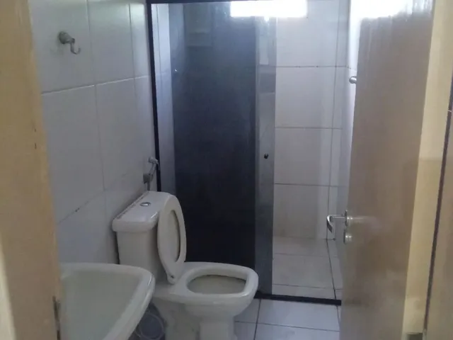 Imagem 5: Aluga-Se Casa (Bairro: Imbiribeira) Contato: */ *