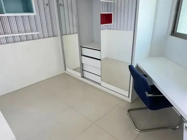 Imagem 3: Imóvel para Aluguel Possui 120 Metros Quadrados com 3 Quartos em Casa Forte - Recife - Pe