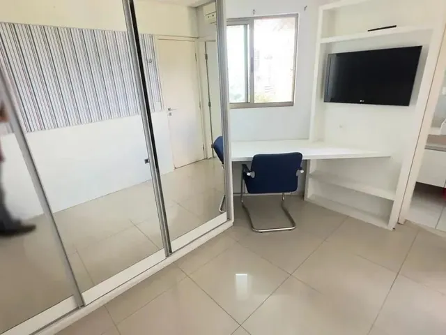 Imagem 7: Imóvel para Aluguel Possui 120 Metros Quadrados com 3 Quartos em Casa Forte - Recife - Pe