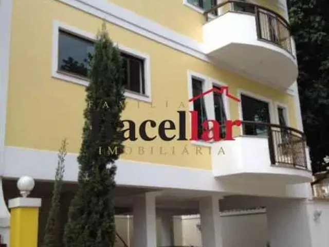 Imagem: Casa em Condomínio Triplex / Residencial