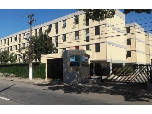 Imagem: O apartamento possui 2 Dormitórios, 1 Banheiro, 1 Vaga na