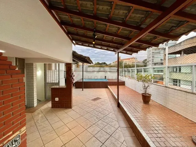 Imagem 8: Casa Triplex em Jardim Camburi