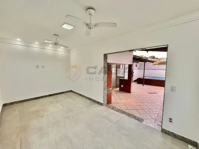 Imagem 7: Casa Triplex em Jardim Camburi