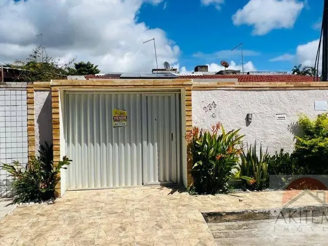 Imagem: Casa em Pau Amarelo a Poucos Metros do Mar