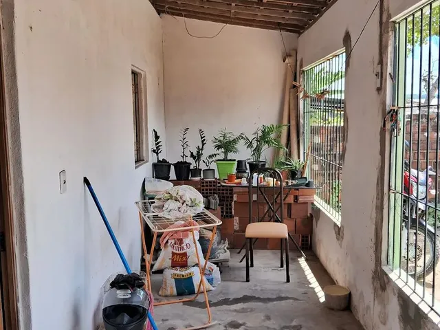 Imagem 5: Duas Casas Num Terreno de 25 de Comprimento Mais 10 de Larguras