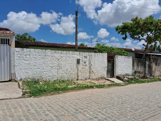 Imagem 10: Duas Casas Num Terreno de 25 de Comprimento Mais 10 de Larguras