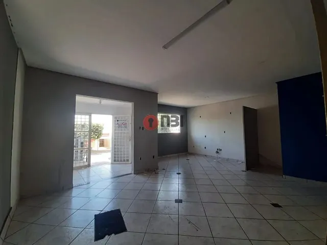 Imagem: Casa Comercial, Elevador de Acessibilidade