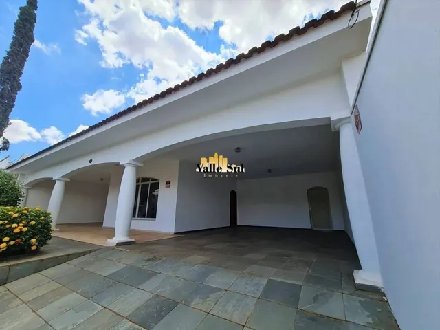 Imagem: Aluga-Se Ou Vende-Se Casa com 4 Dormitórios