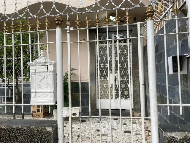Imagem 1: Imóvel para Aluguel com 62 Metros Quadrados com 2 Quartos em Grajaú - Rio de Janeiro