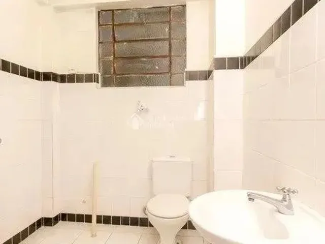 Imagem 2: Imóvel para Aluguel com 63 Metros Quadrados com 2 Quartos em Centro Histórico - Porto