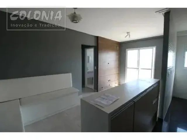 Imagem: O apartamento possui 2 Dormitórios, 1 Banheiro, 1 Vaga na