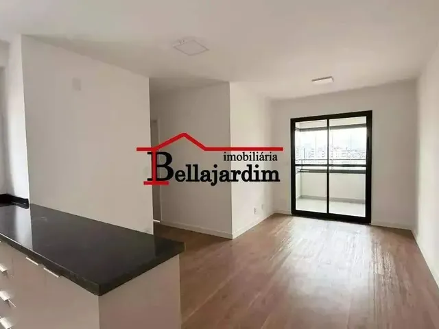 Imagem: O apartamento possui 2 Dormitórios, 1 Suíte, 2 Banheiros,