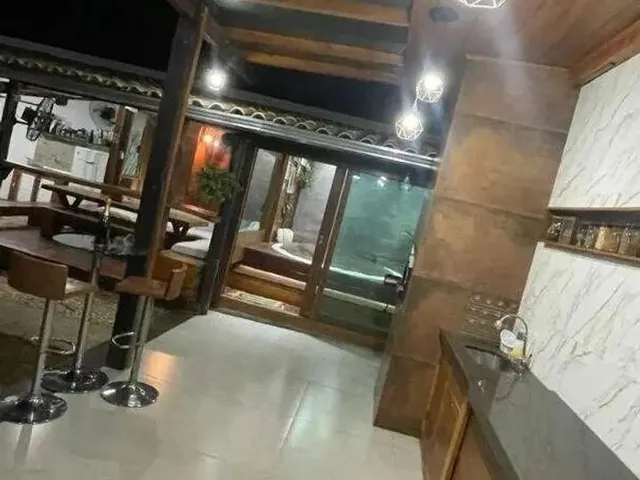 Imagem: Casa para Aluguel, 3 Quartos Quartos - Bairro