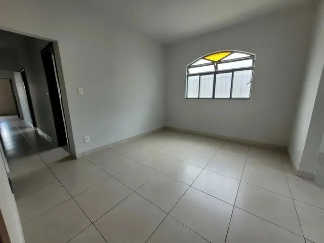 Imagem 3: Casa para Aluguel com 3 Quartos em Alvorada - Contagem - Mg