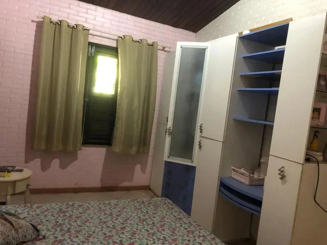 Imagem 6: Imóvel para Aluguel Possui 300 Metros Quadrados com 3 Quartos em Araçagy - São José