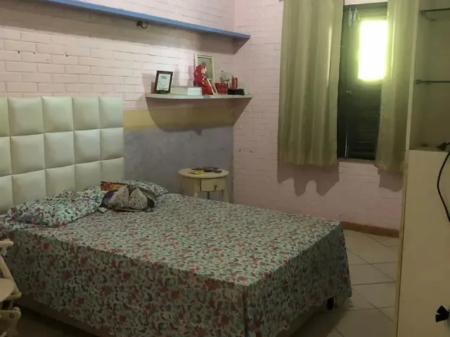 Imagem 11: Imóvel para Aluguel Possui 300 Metros Quadrados com 3 Quartos em Araçagy - São José