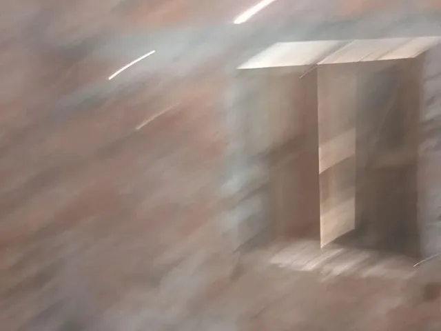Imagem 9: Vende-Se Troca Ou Aluga-Se