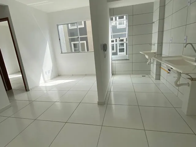 Imagem: Alugo Village dos Ventos - Apartamento Novo