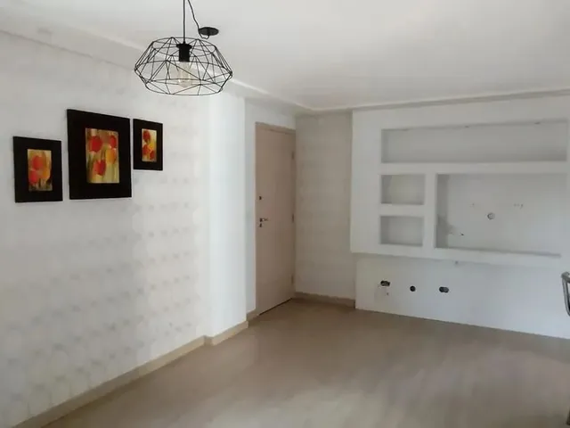 Imagem 5: Apartamento com 3 Dormitórios À Venda com 76.8M² no Bairro santa Cândida - Curitiba