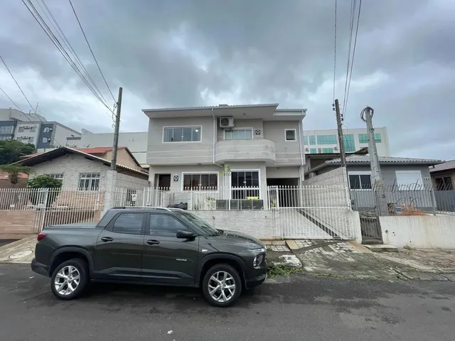 Imagem: Casa para Alugar com 2 Quartos em Barreiros!