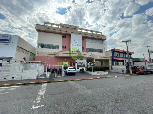 Imagem 1: Apartamento para Aluguel com 3 Quartos Mobiliado com 2 Vagas de Garagem em São José