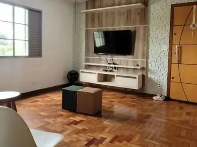 Imagem: O apartamento possui 3 Dormitórios, 1 Banheiro, 1 Vaga na