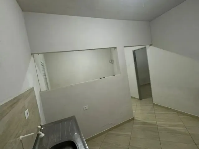 Imagem: Aluga-Se Kitnet na Coroa do Meio