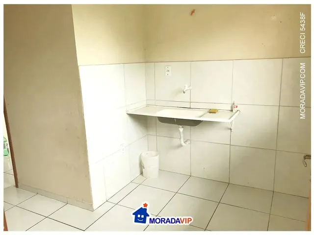 Imagem 4: Imóvel para Aluguel com 50 Metros Quadrados com 2 Quartos em Nova Carapina I - Serra - Es
