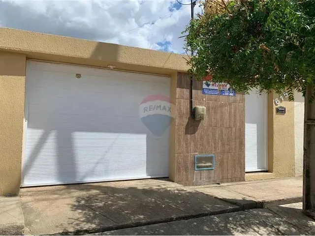 Imagem: Casa Disponível para Locação no Bairro