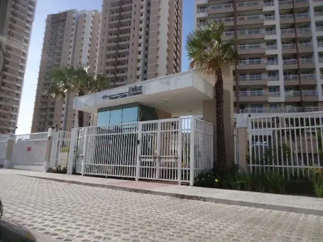 Imagem: O apartamento possui 2 Dormitórios, 1 Suíte, 2 Banheiros,