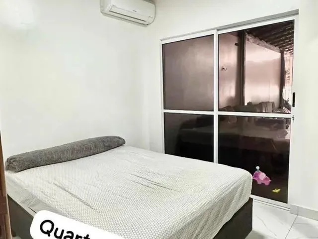 Imagem 2: Casa na Roberto Camelier