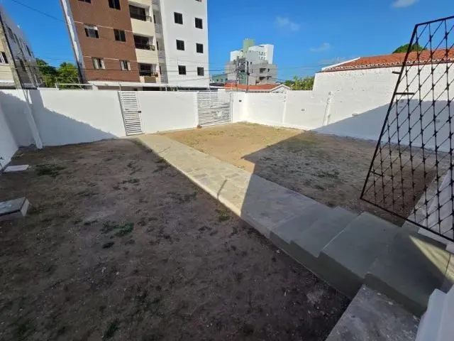 Imagem 8: Casa para Alugar nos Bancários, Próximo as 3 Ruas! Excelente Localização