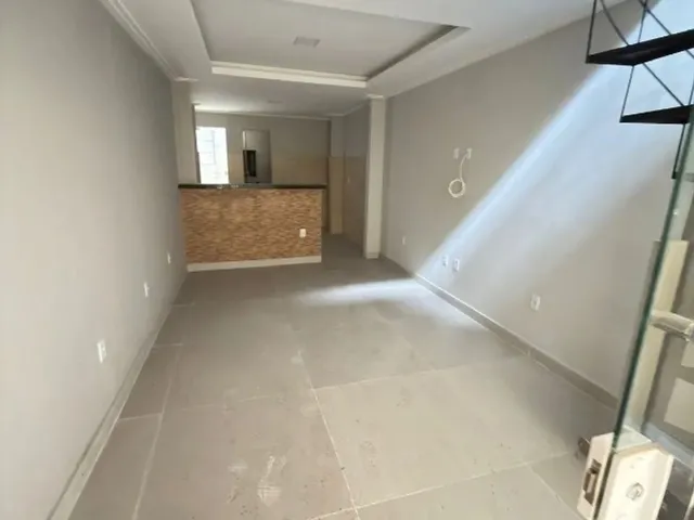 Imagem: Kit Net Tipo Casa com Dois Pavimentos Atras
