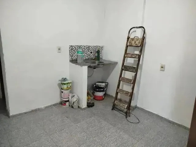 Imagem 3: Kitnete, 01 Sala, 01 Banheiro, 01 Quarto, Alacid Nunes Nº 214, Tenoné, Fundos