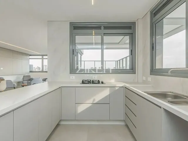 Imagem 6: Cobertura Duplex Semi-Mobiliada no Água Verde para Alugar
